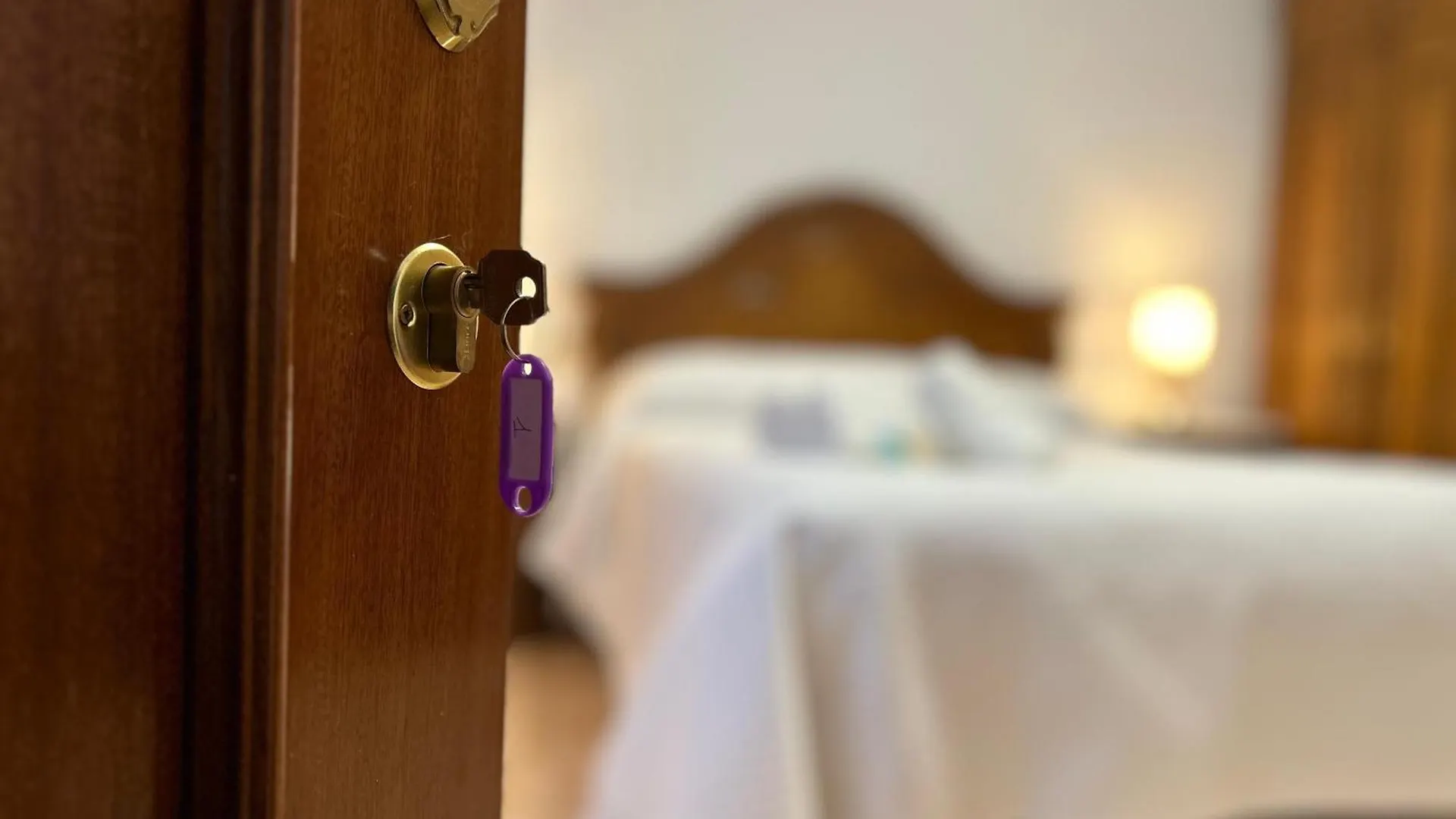 Piso Compartido Delyrent, Safa Hotel Jaen Guest house