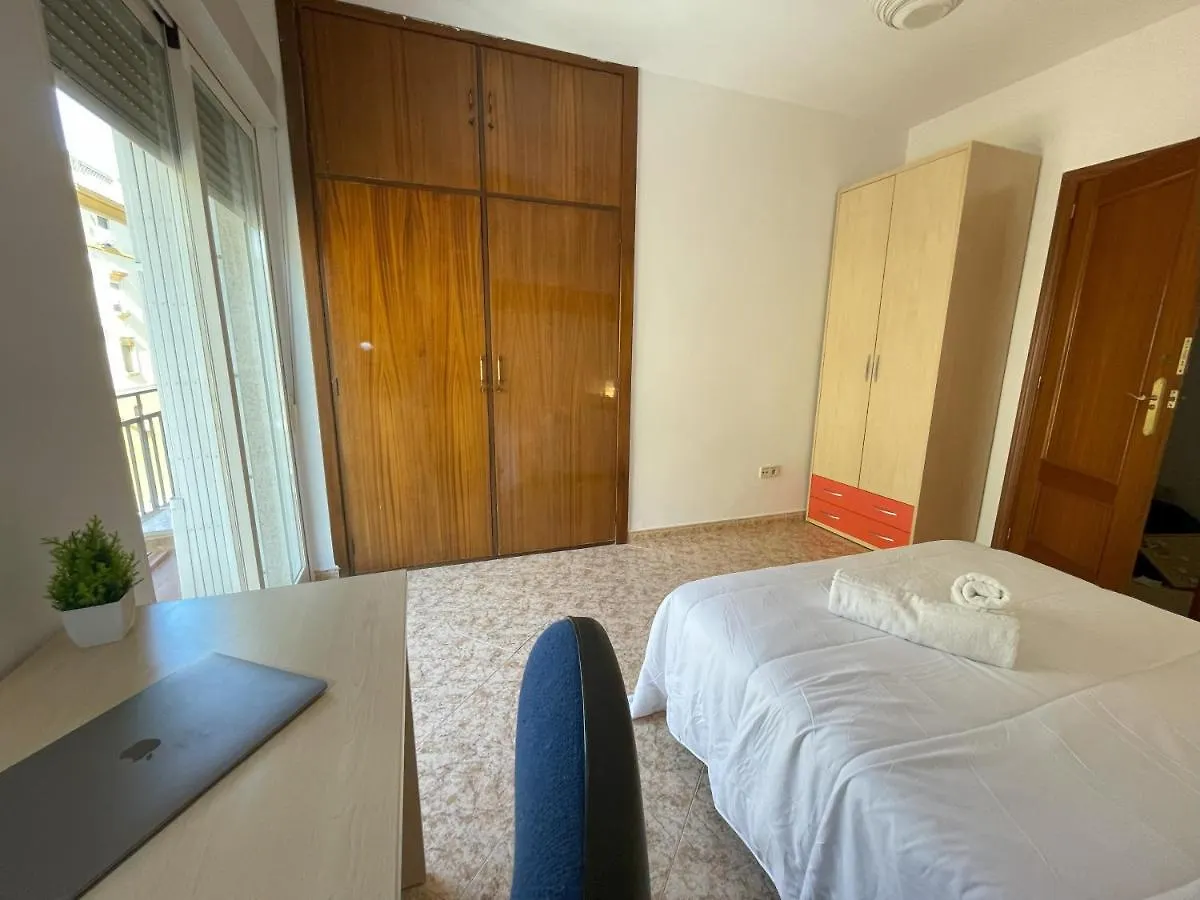 Vendégház Piso Compartido Delyrent, Safa Hotel Jaén